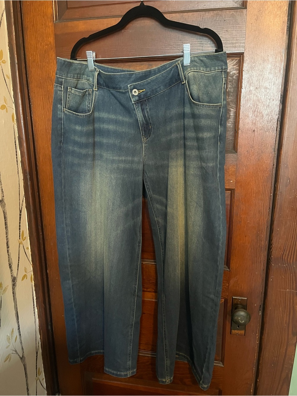 HALARA Wide-Leg Jeans in Faded Blue Wash XL Petite
